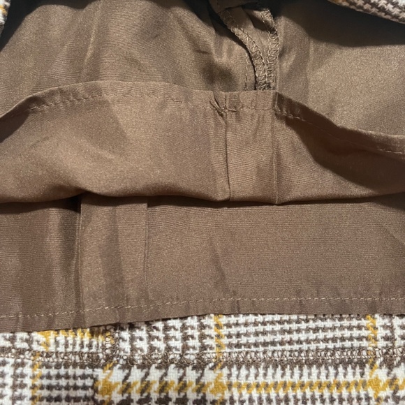 SKIRTS BUNDLE of 2 - SIZE M - Picture 8 of 10